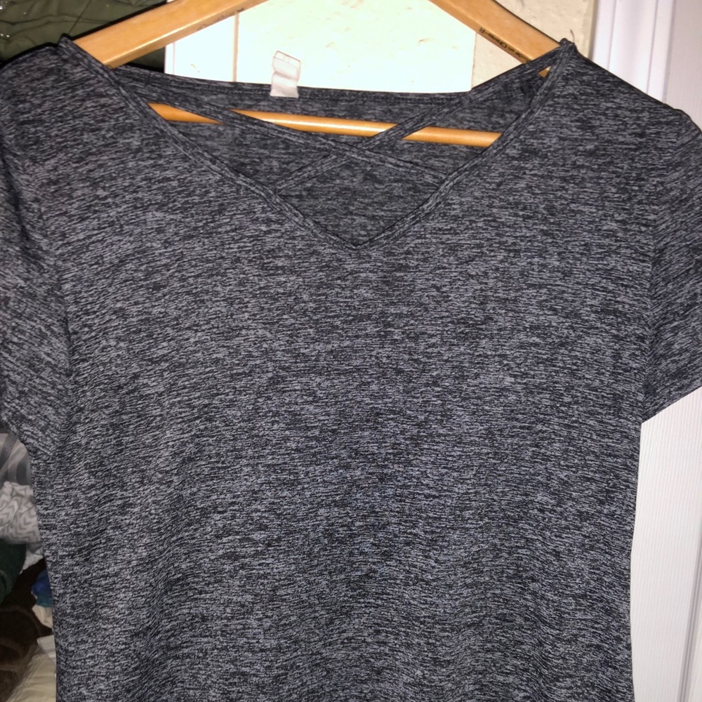 basic grey top